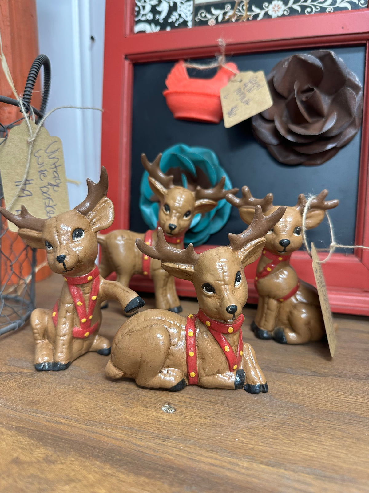 Vintage Reindeer Figurine Set (Kimple Mold)