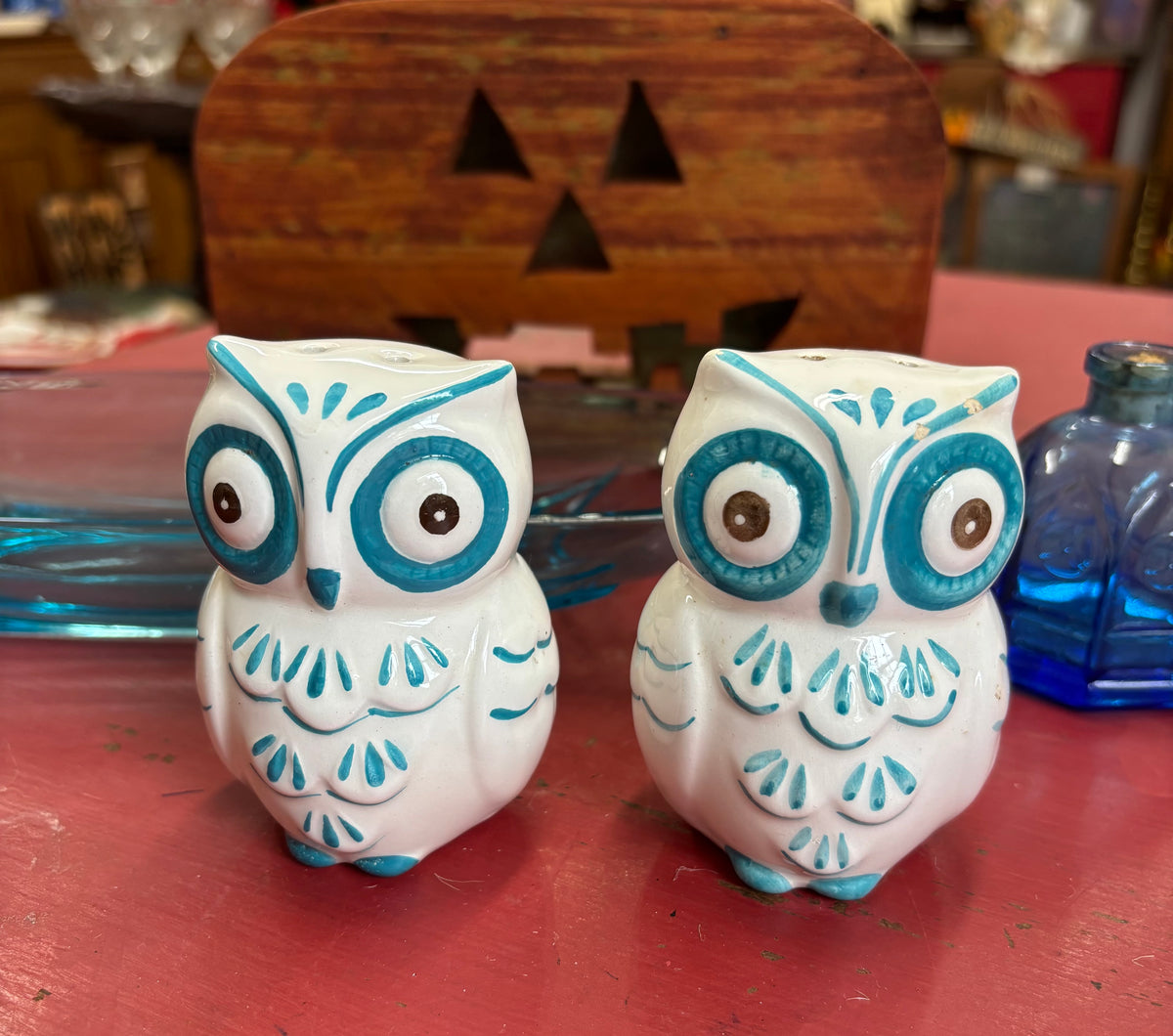 1960s-1970s Owl S&P Shakers