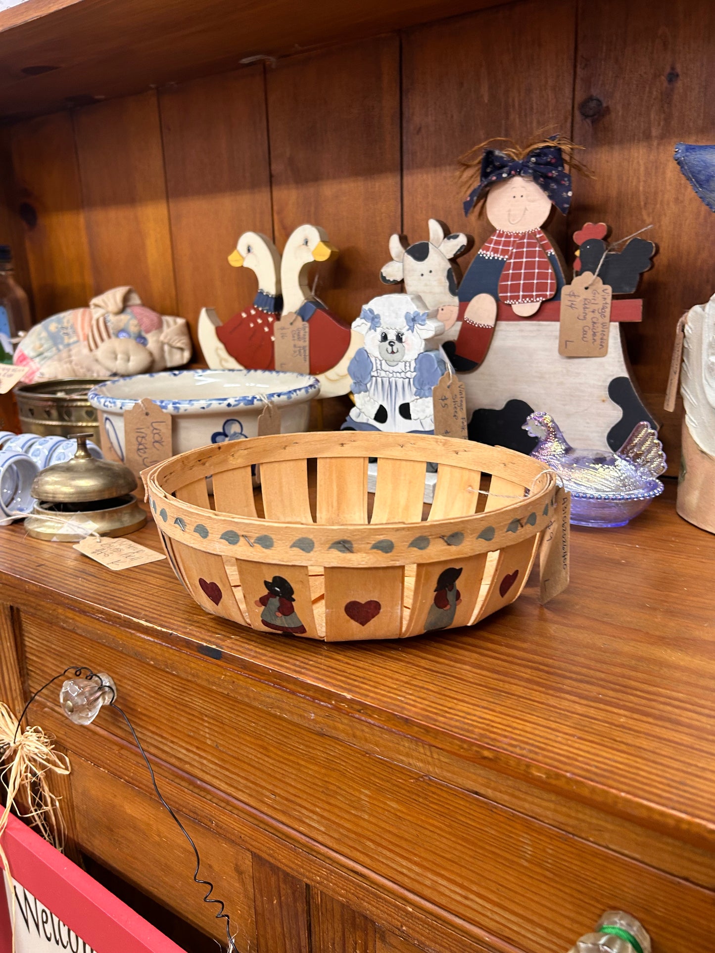 Vintage Heart & Girl Basket - The Blackberry Lane Collection