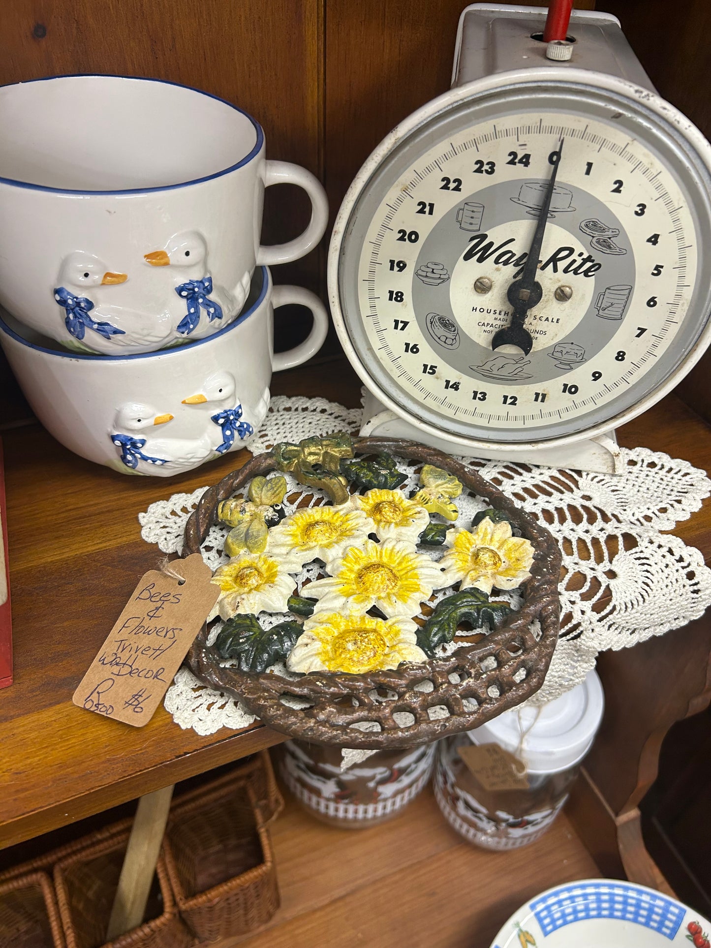 Bees & Flowers Trivet/Wall Decor