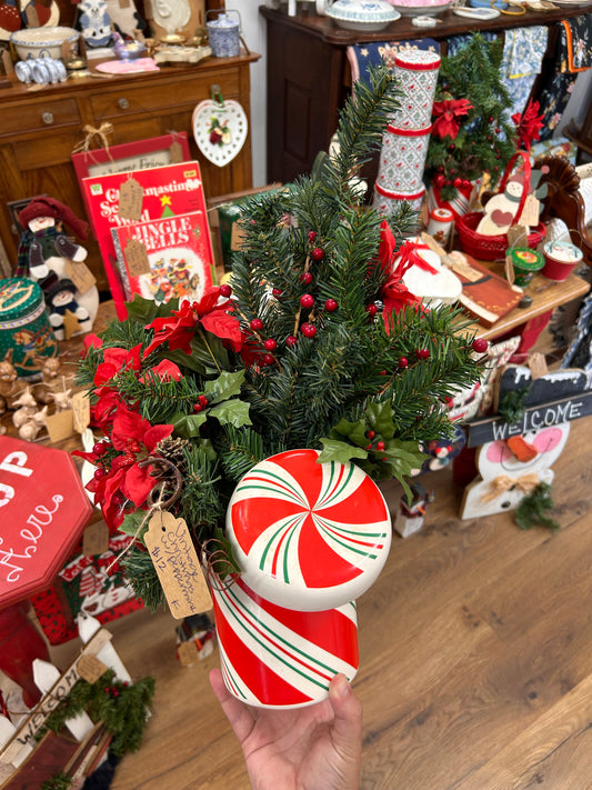 Vintage Christmas Arrangement With Peppermint