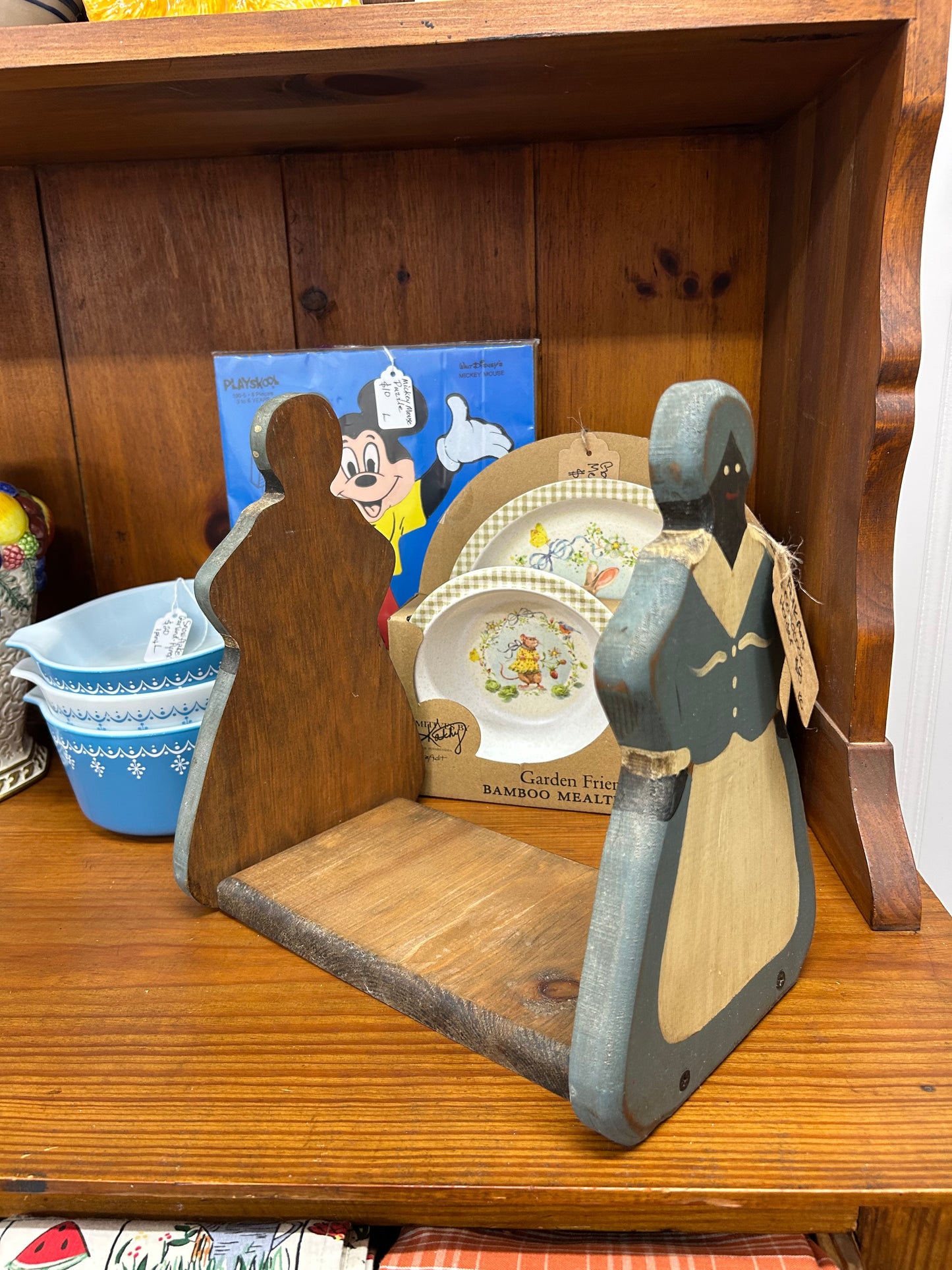 Folk Art Cookbook Holder