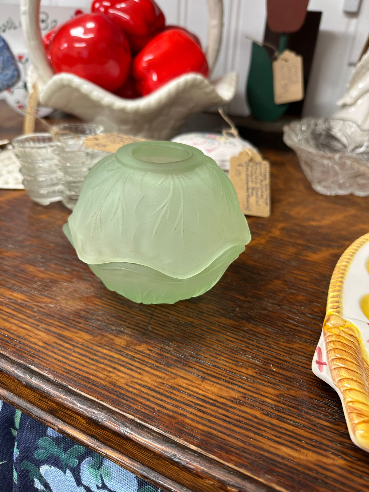 Vintage Indiana Glass Satin Frosted Cabbage Fairy Lamp