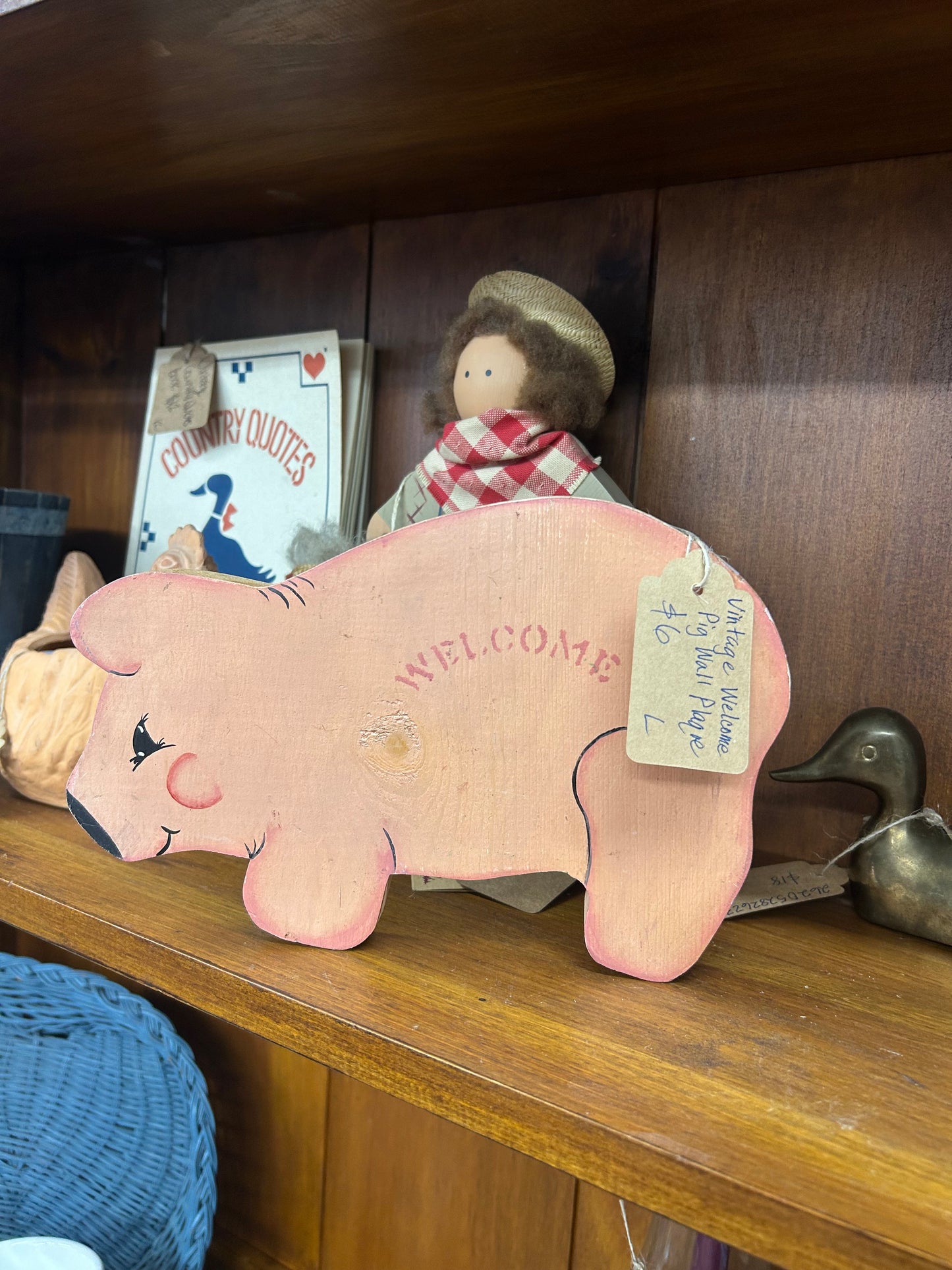 Vintage Welcome Pig Wall Plaque