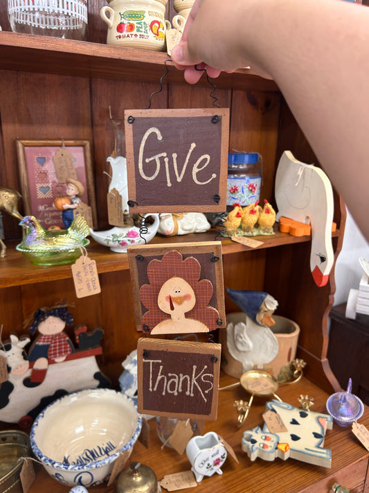 Give Thanks Wall Hanger