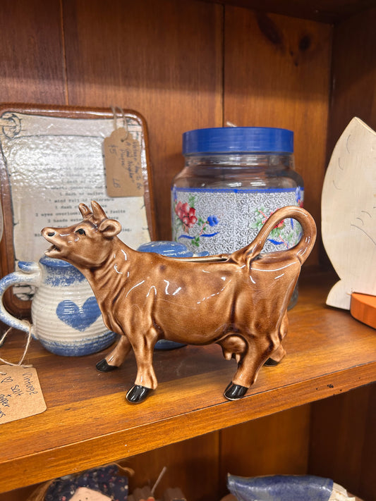 Vintage Cow Creamer