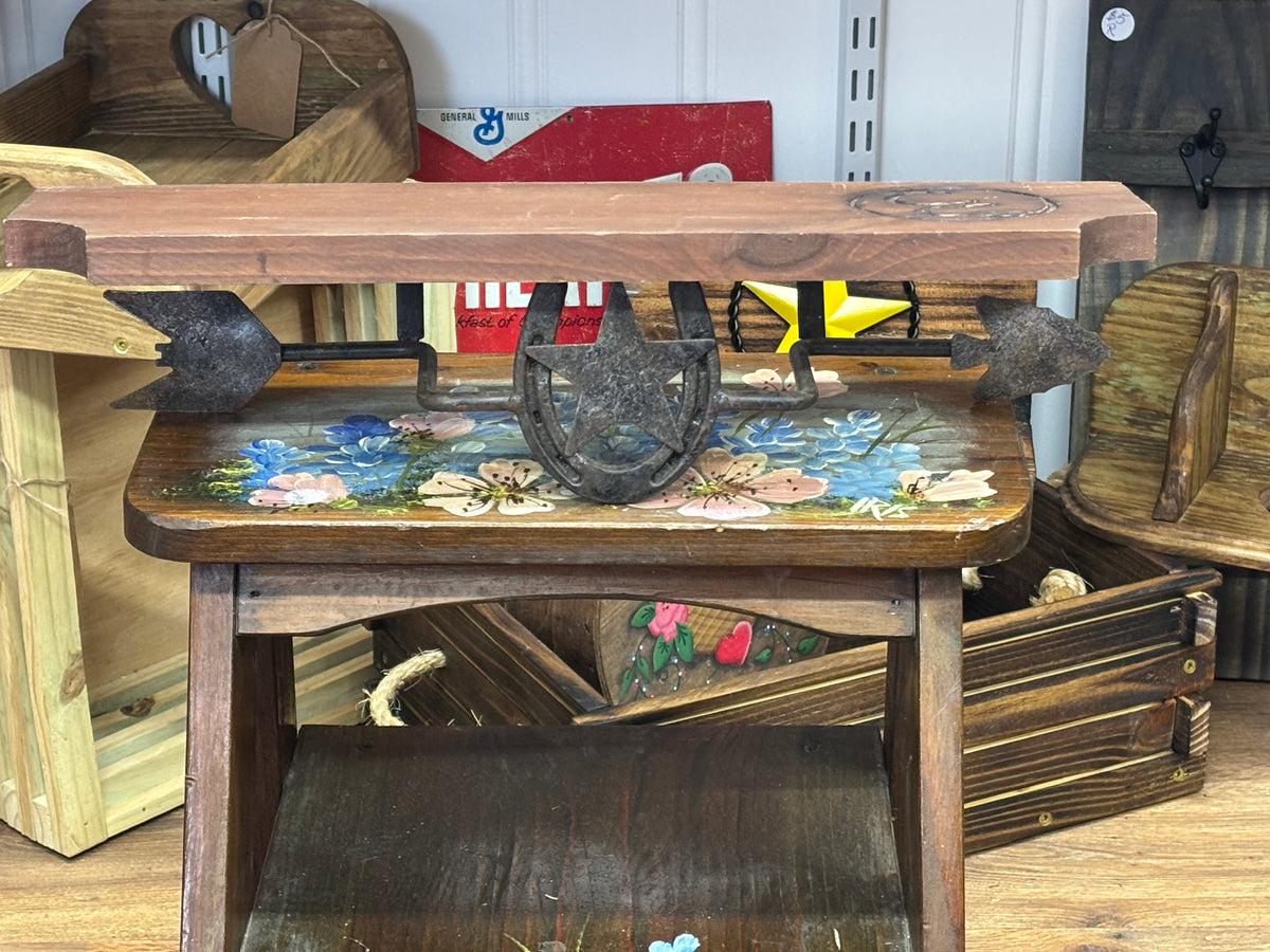 Horse Shoe Shelf