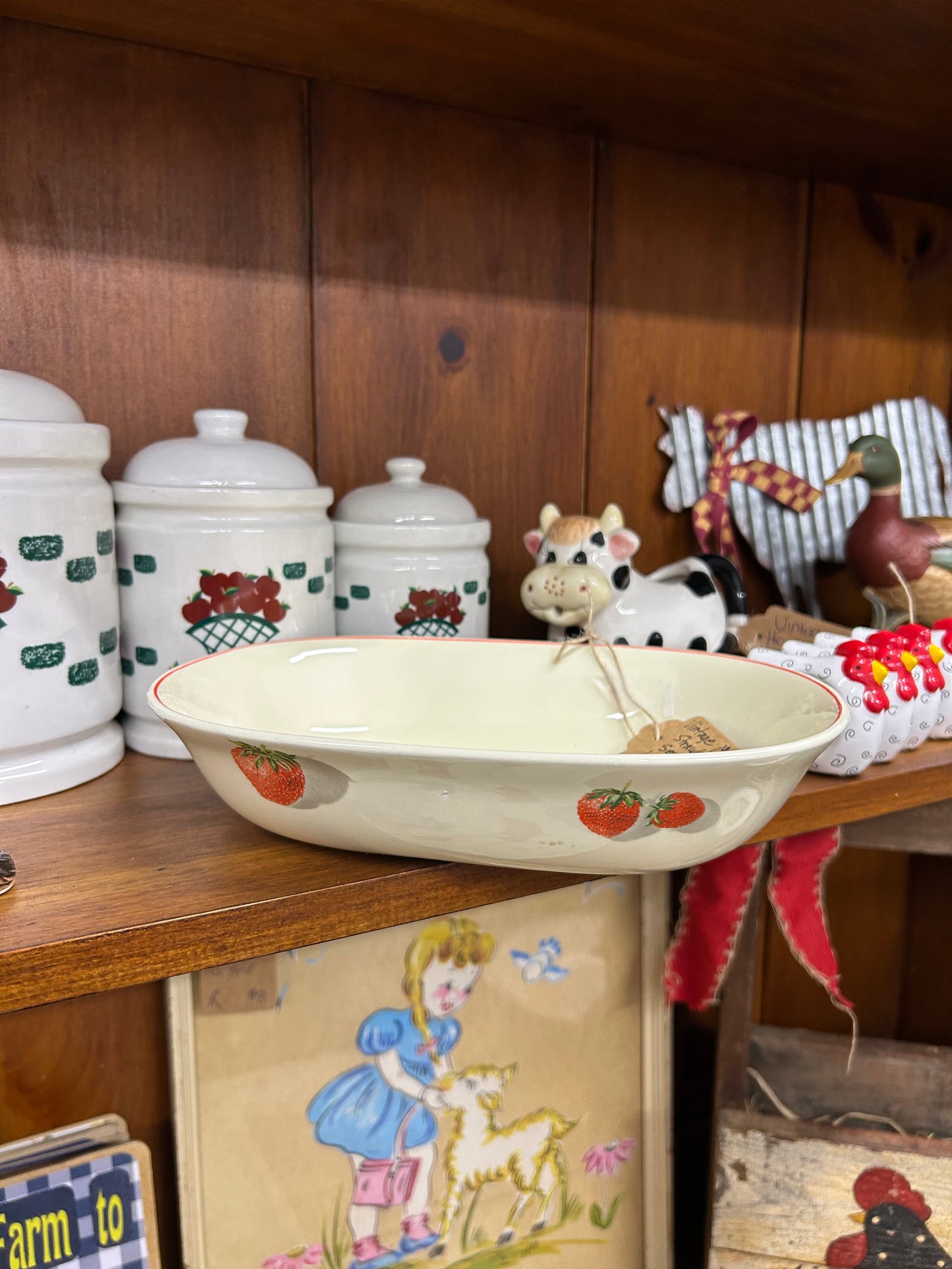 Vintage 1940s Strawberry Serving Bowl