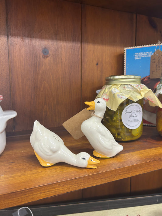 Vintage Geese Salt & Pepper Shakers
