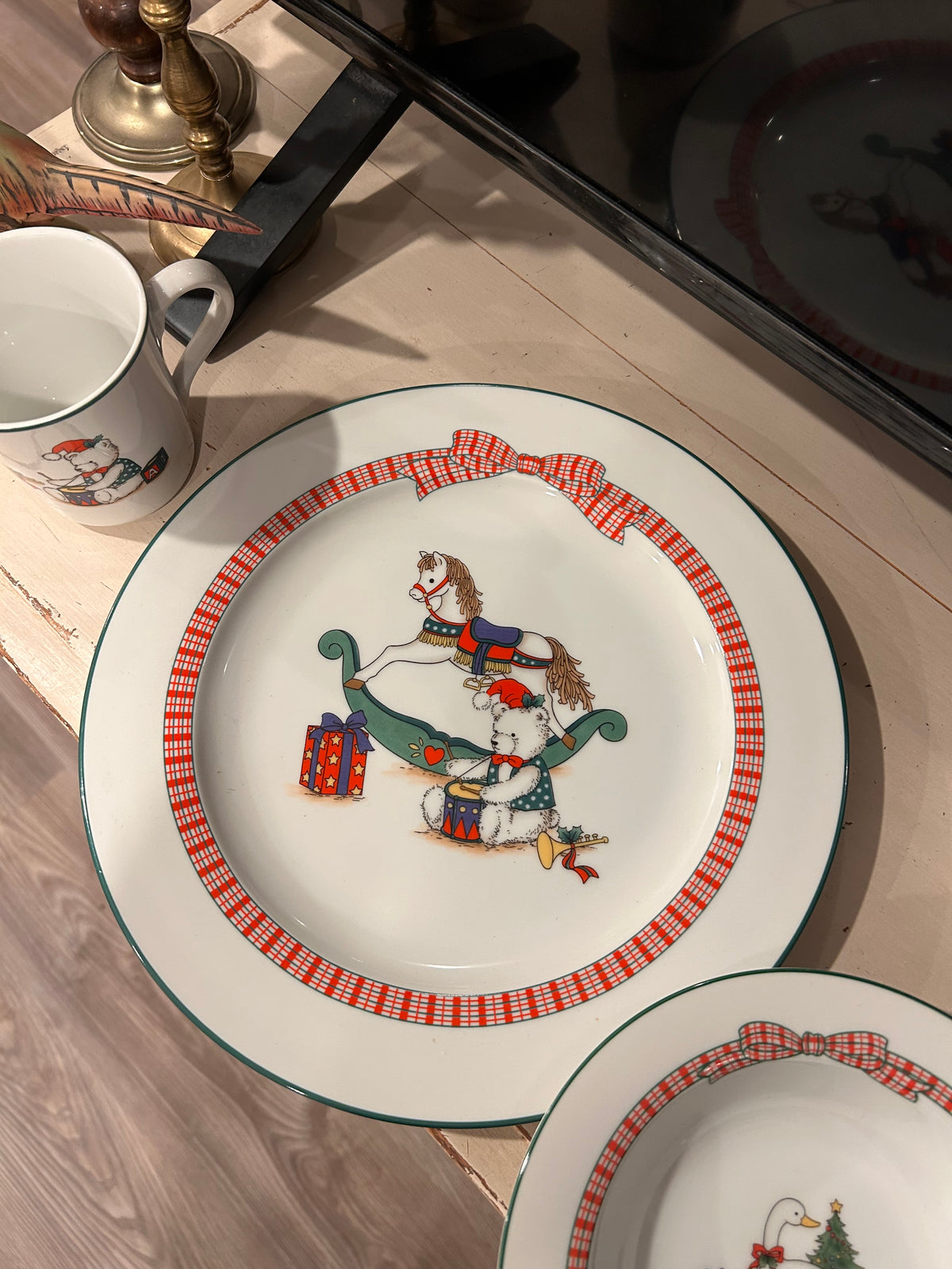 Vintage Anchor Hocking Christmas Dishes
