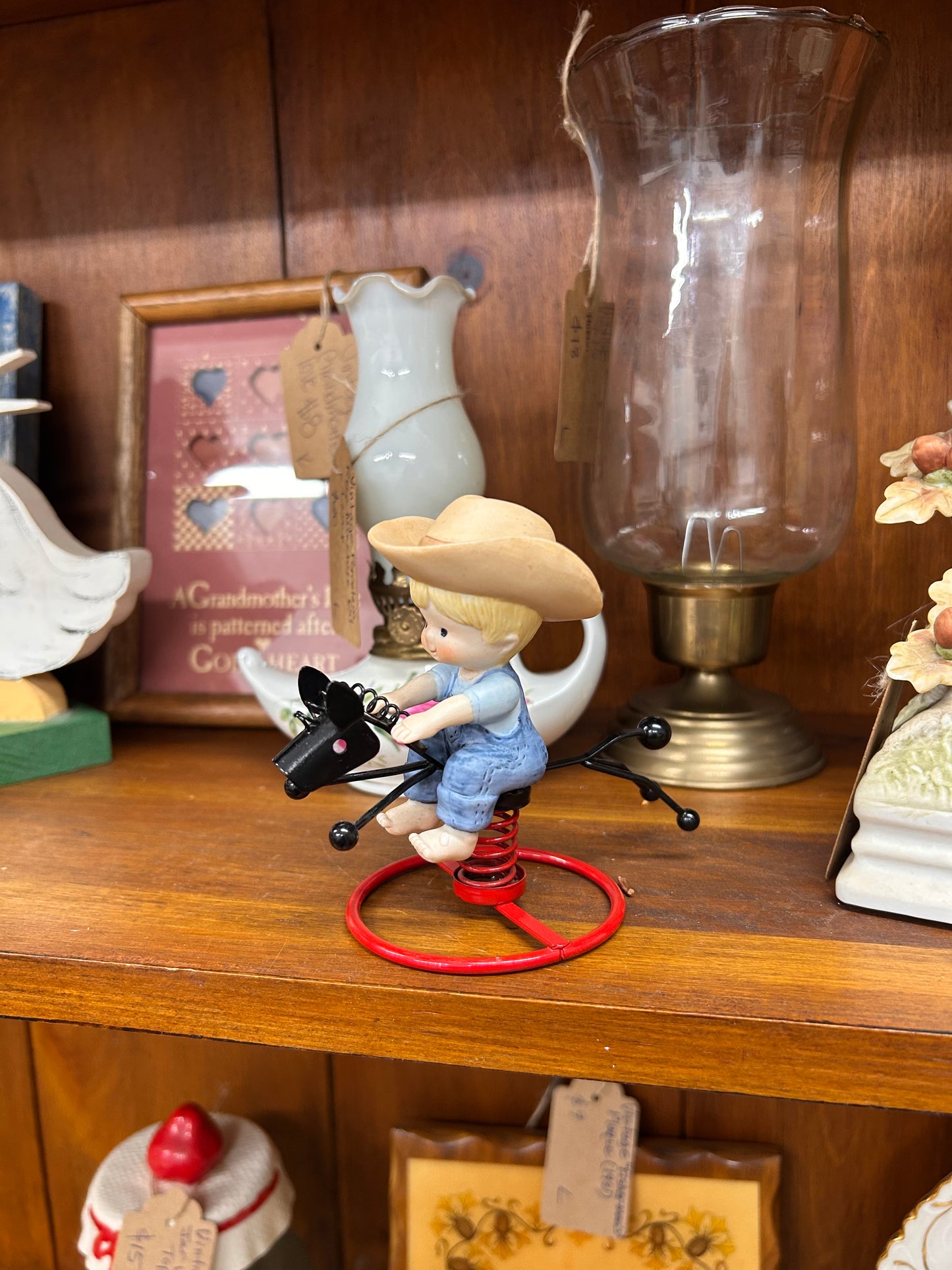 1980 Enesco Country Cousins Figurine
