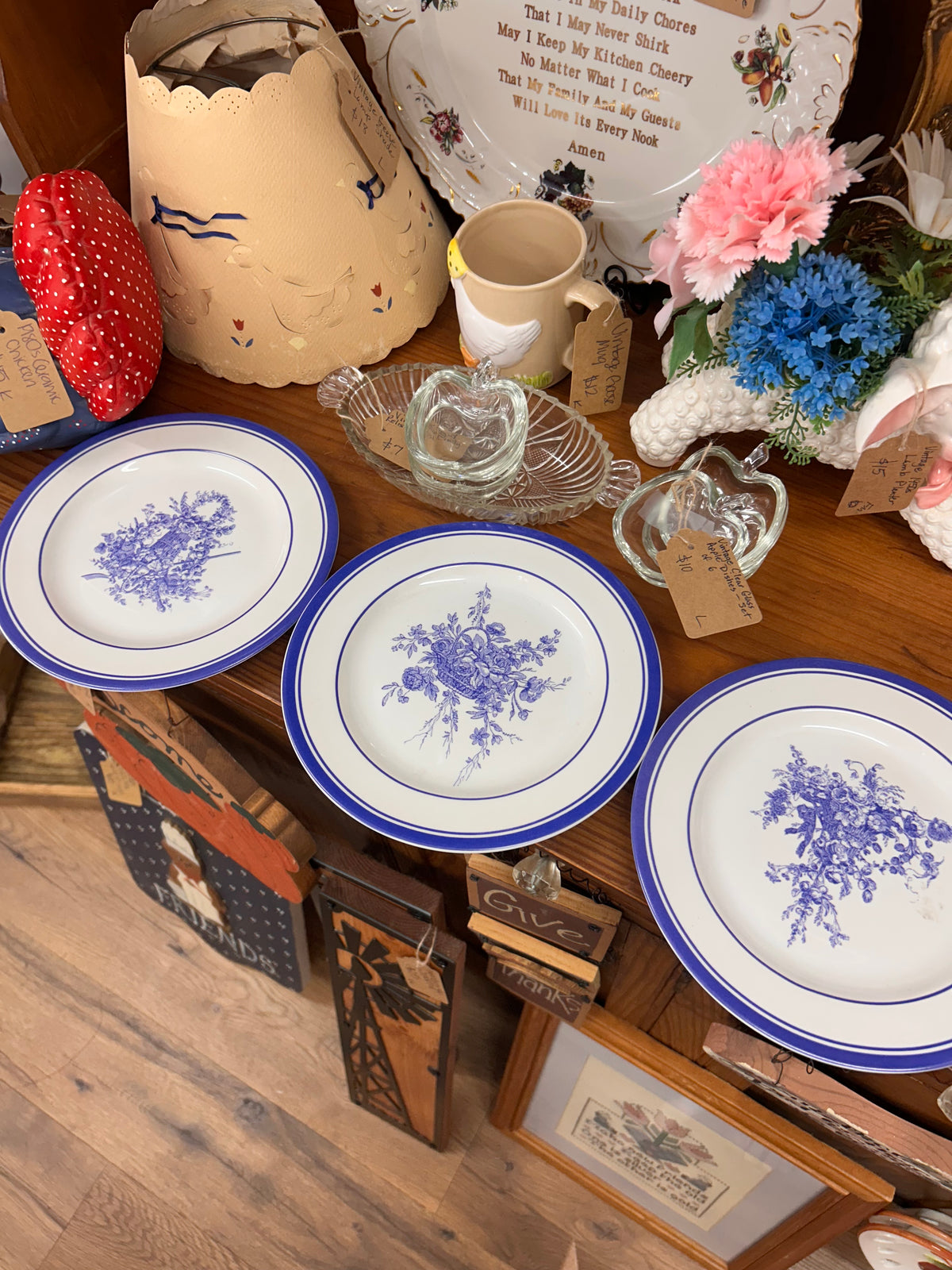 Vintage Plates - Set Of 4 - 8” Across