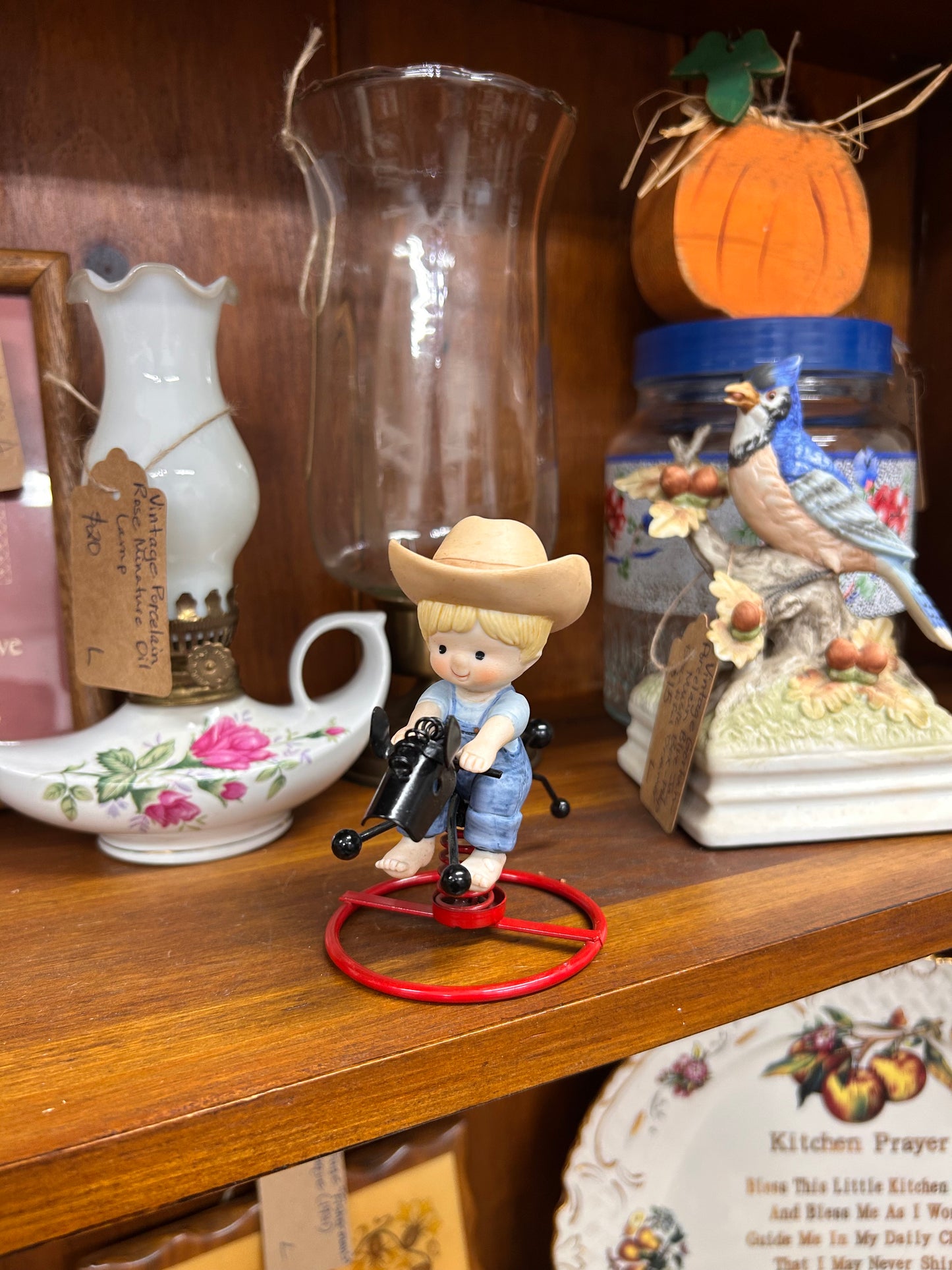 1980 Enesco Country Cousins Figurine