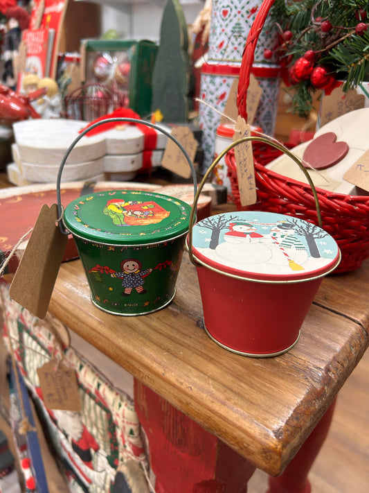 Vintage Set Of 2 1982 Tin Buckets