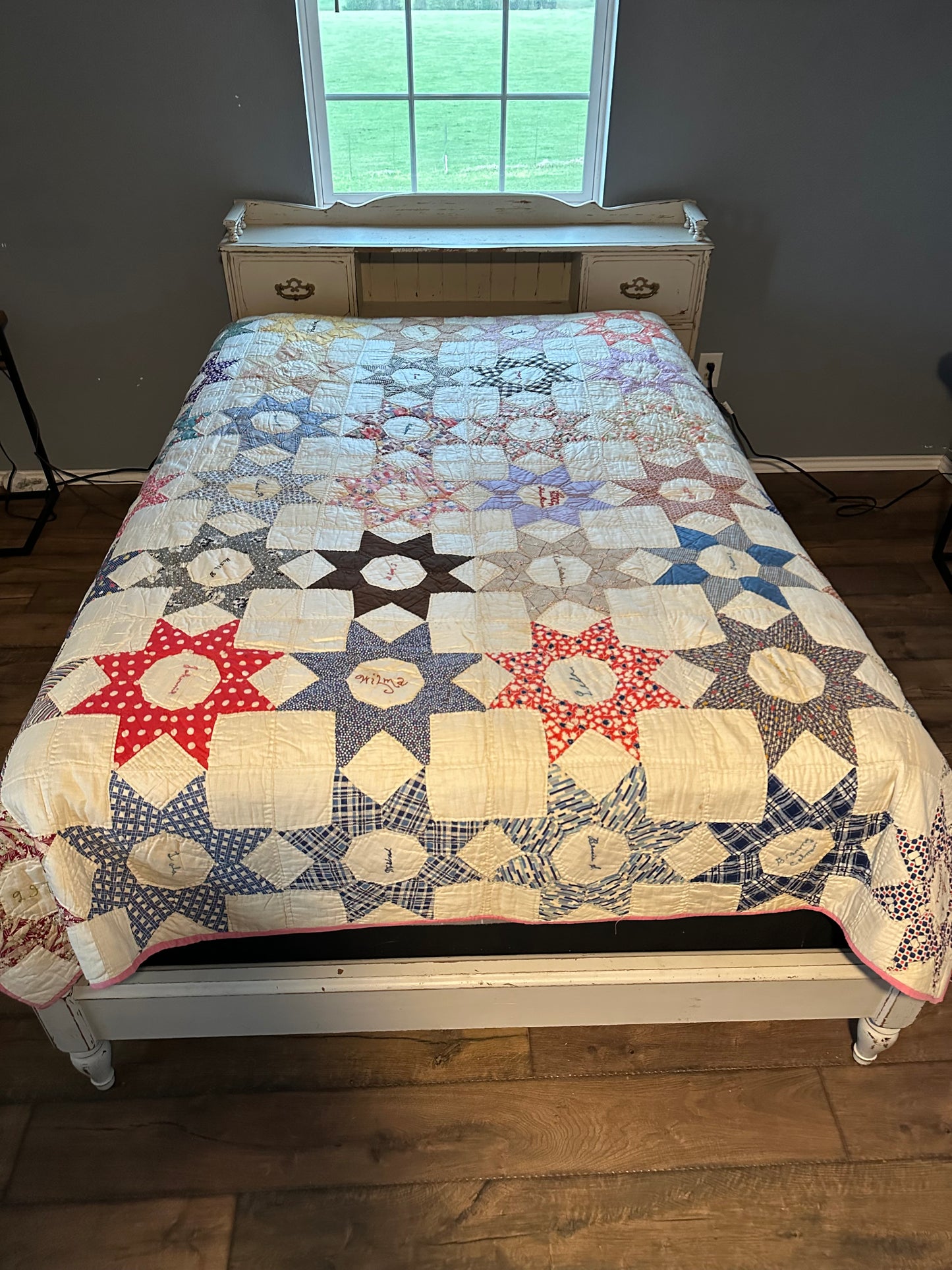 Vintage Quilt - Full Size