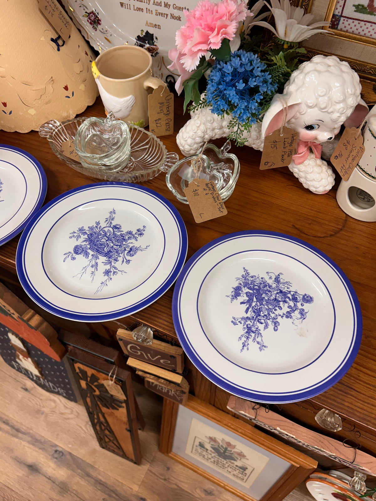 Vintage Plates - Set Of 4 - 8” Across