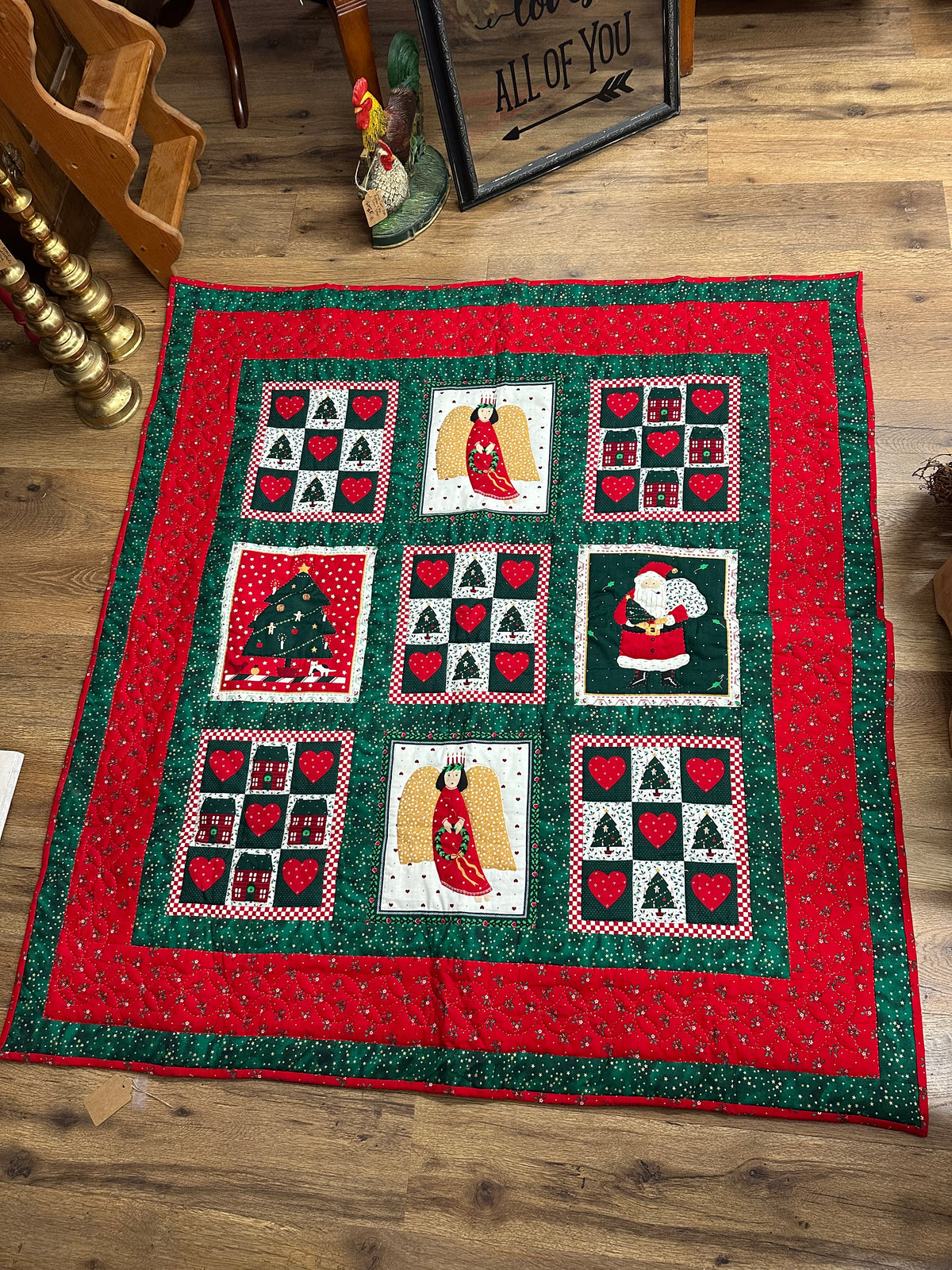 Vintage Handmade Christmas Quilt (Wamsatta 1980s Panels