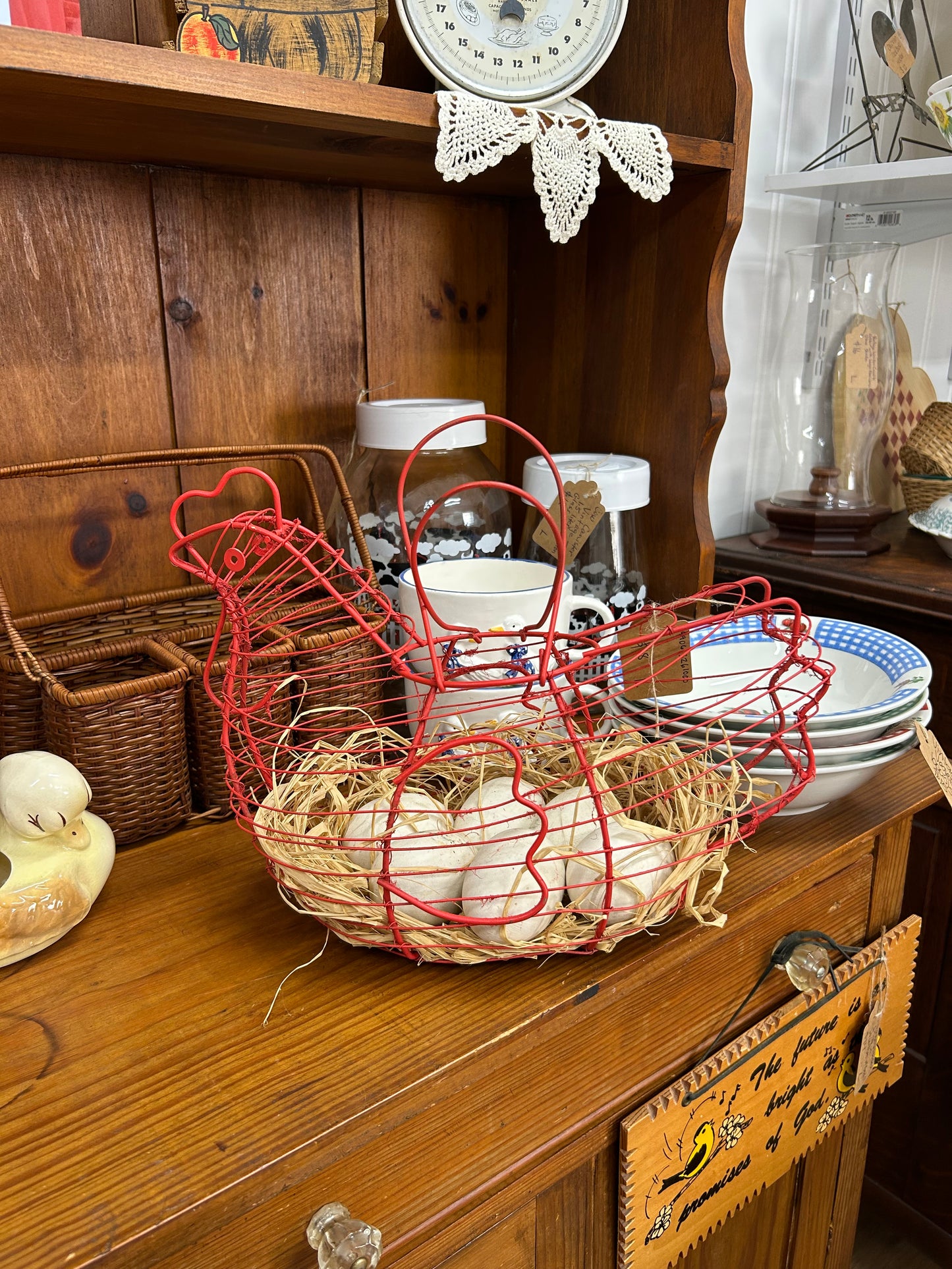 Chicken Wire Basket W/ Eggs