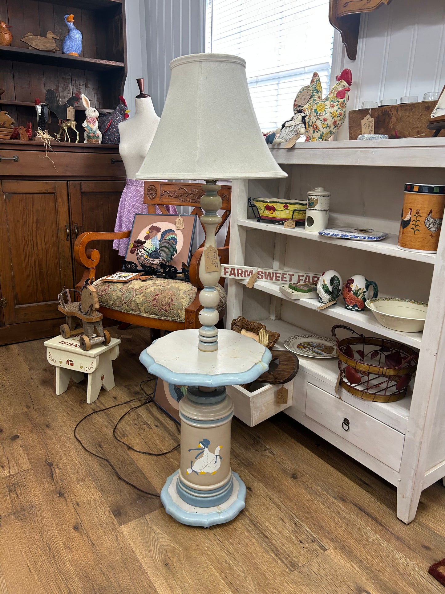 Vintage Goose Table/Floor Lamp - As Is - Local Pick Up Only
