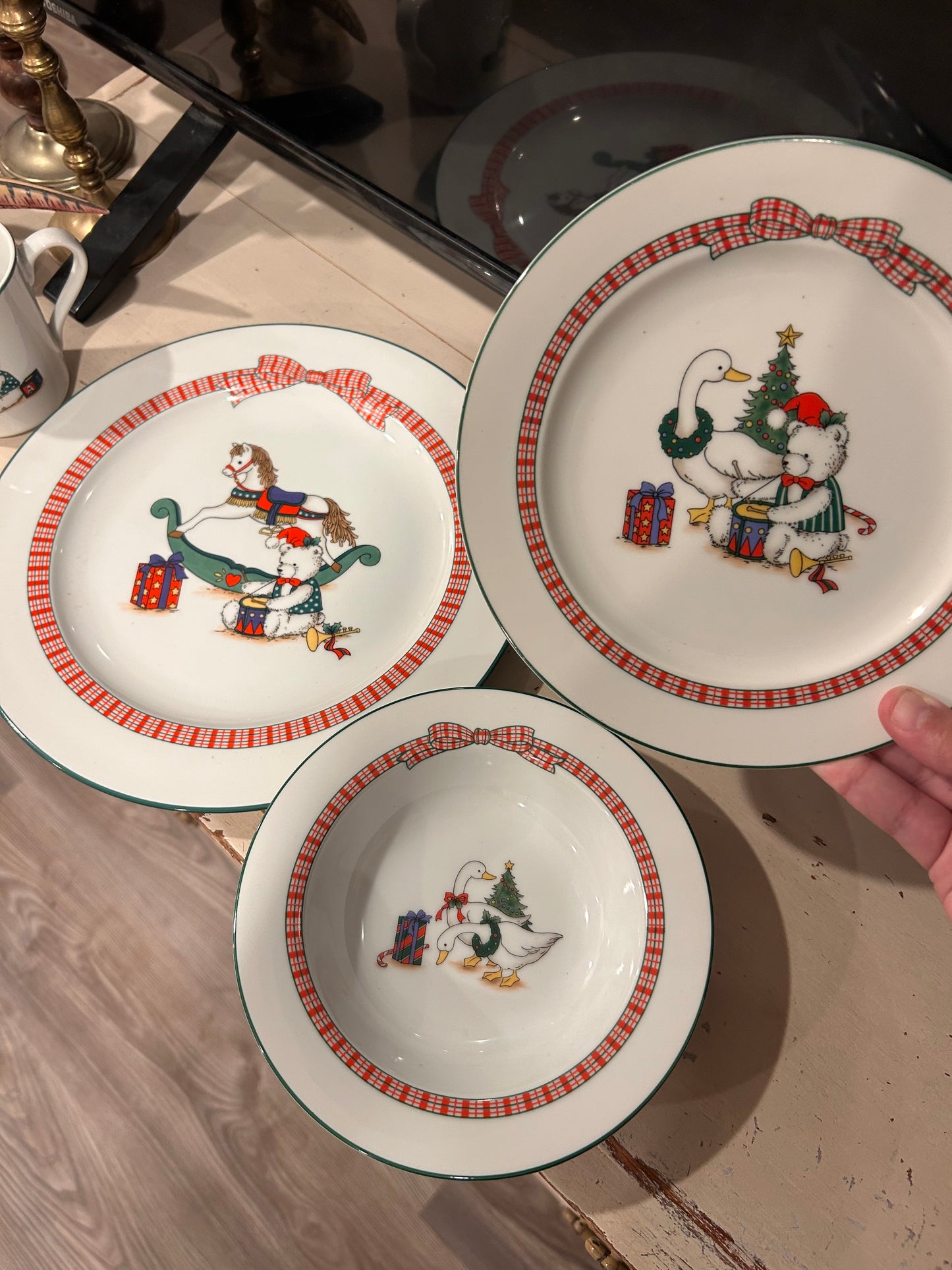 Vintage Anchor Hocking Christmas Dishes