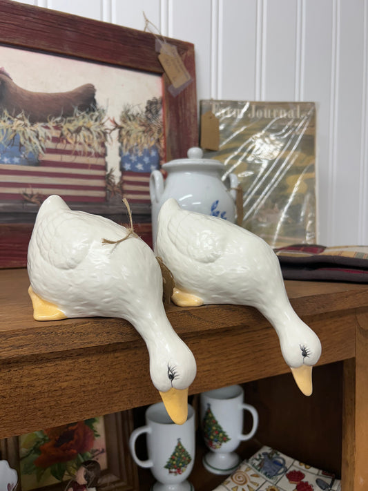 Set Of 2 Shelf Ducks - 1988