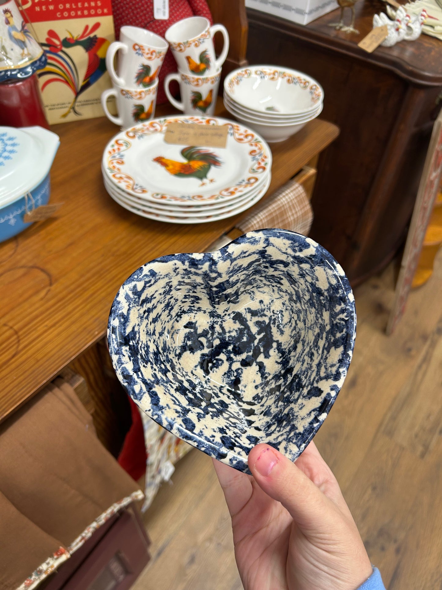 Vintage Heart Bowl