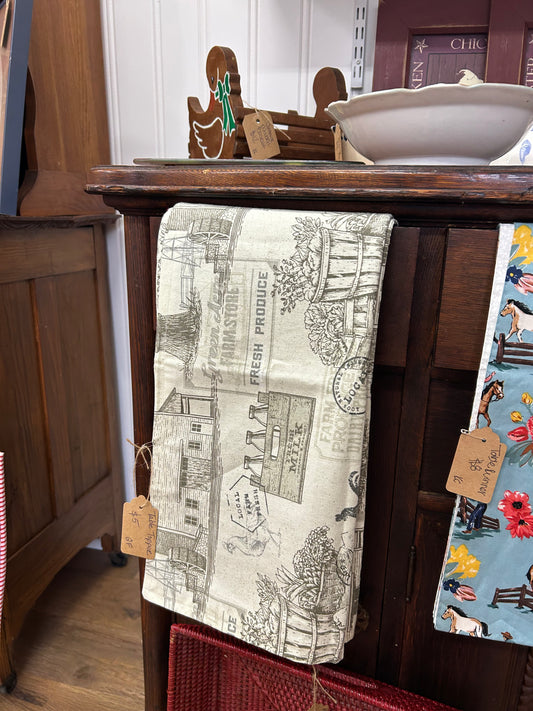 Chicken Table Topper Made By Gladys