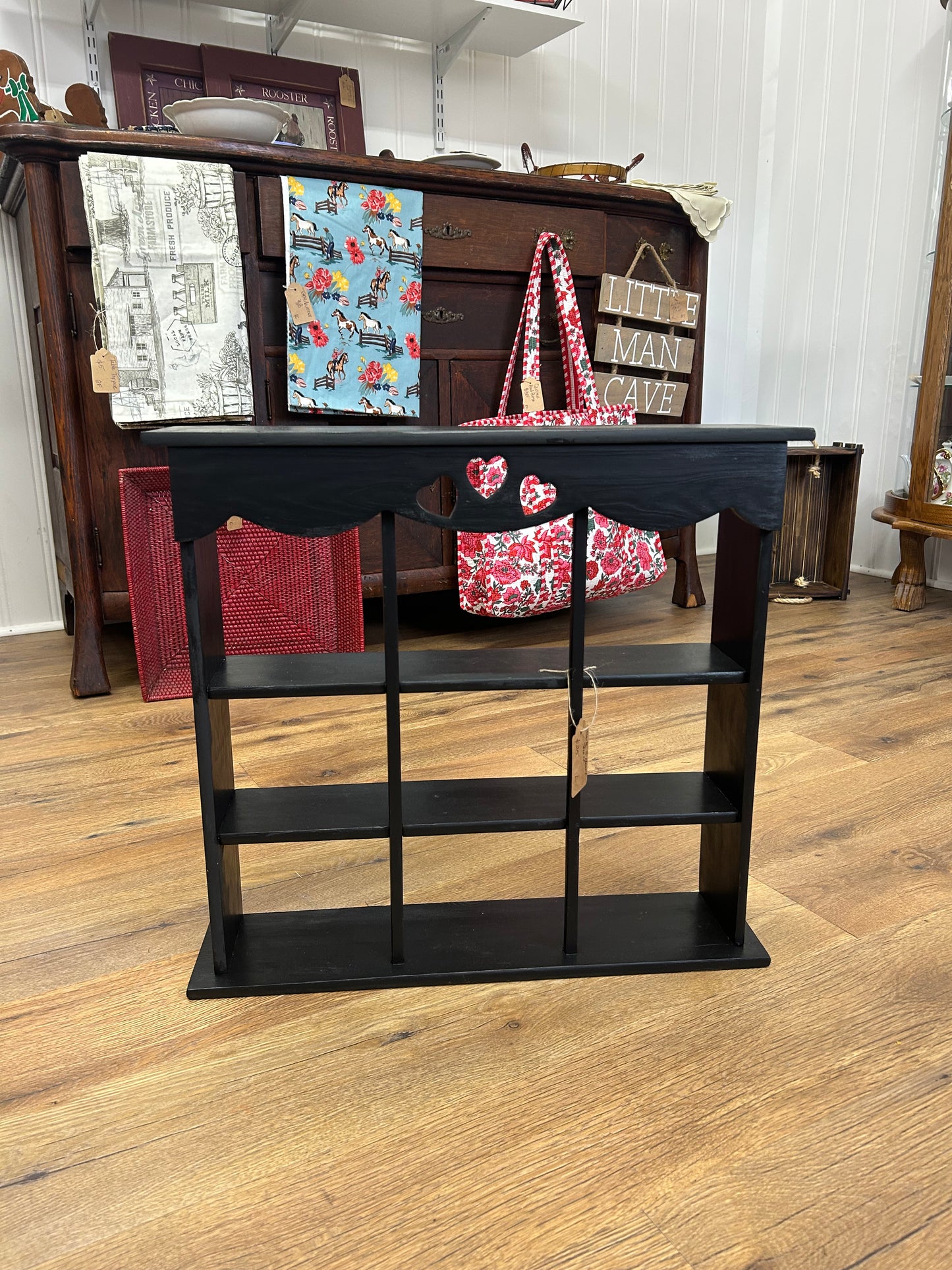 Black Heart Shelf - Local Pickup Only