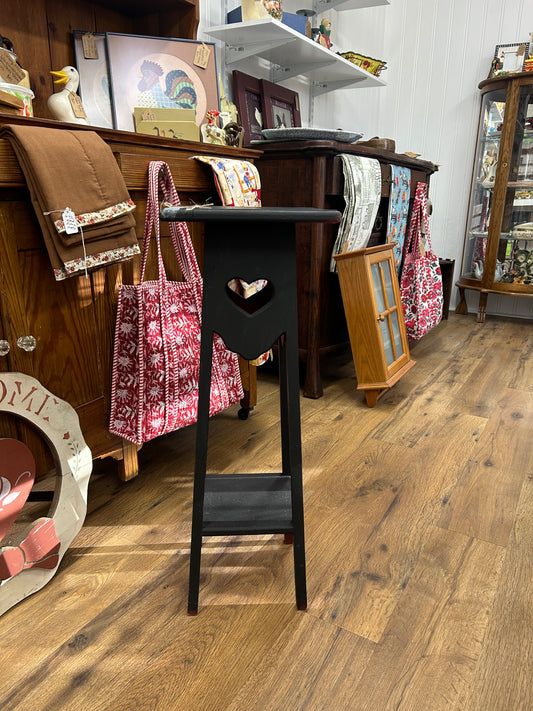 Heart Table/Plant Stand - Local Pickup Only