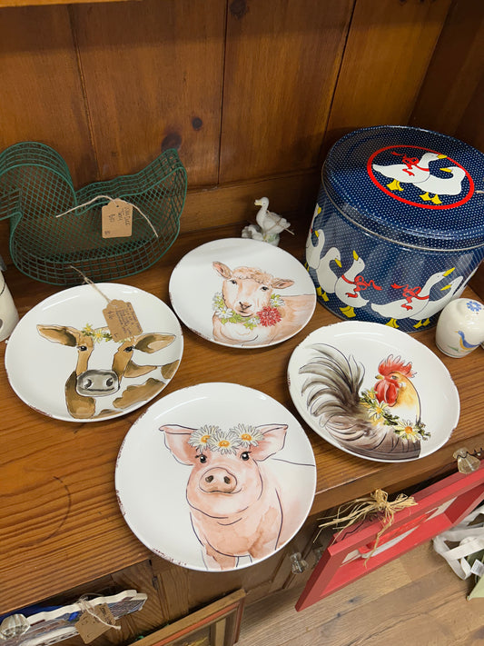 Farm Animal Plates - Set Of 4 - Food, Microwave, & Dishwasher Safe